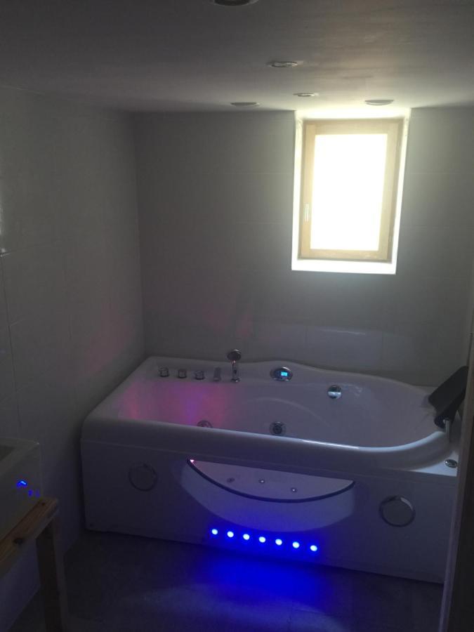 Chambres D'Hotes La Voute Volonne Экстерьер фото